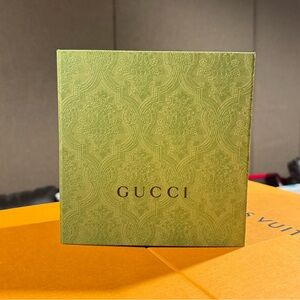 Gucci gift box